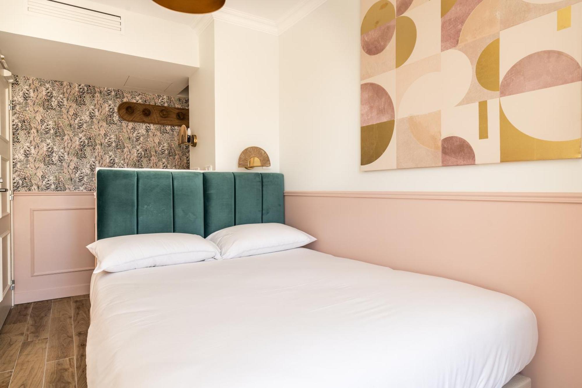 District Nation Hotell Paris Exteriör bild