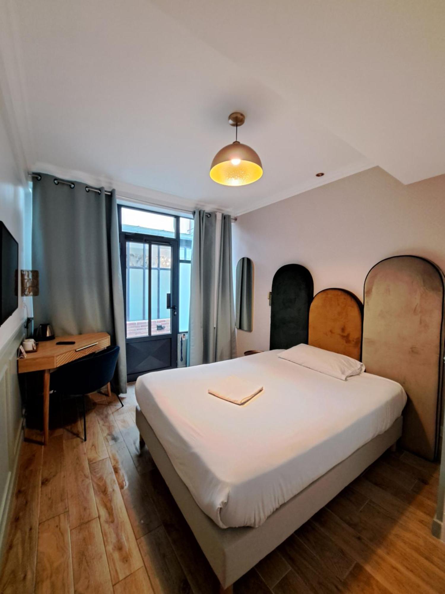 District Nation Hotell Paris Exteriör bild